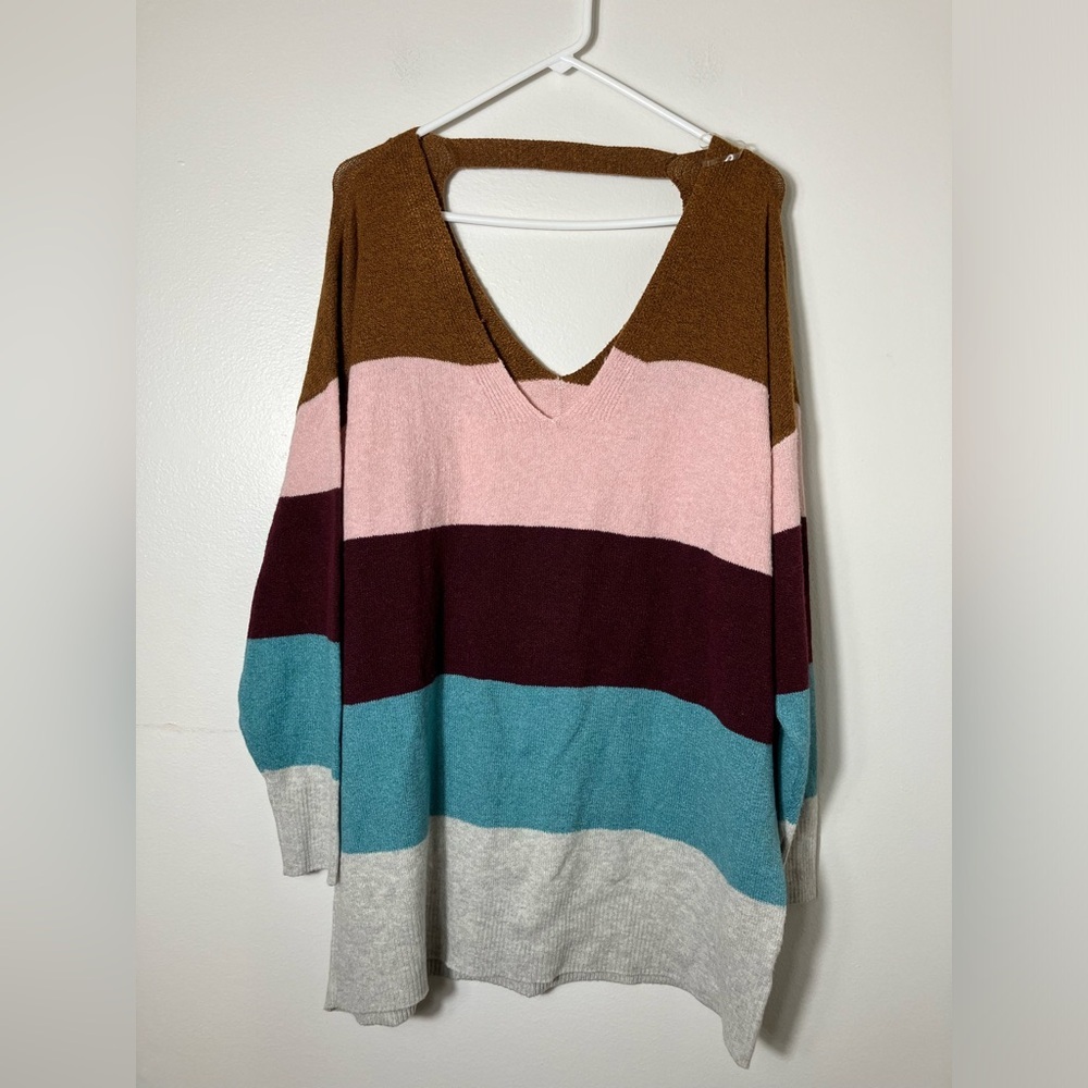 NWT Maurices Sweater Sz XL Multicolor V Neck Long‎ Sleeves Casual tunic